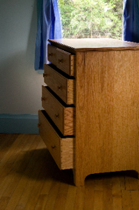 five drawer chest - side