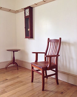 lincoln chair with arms